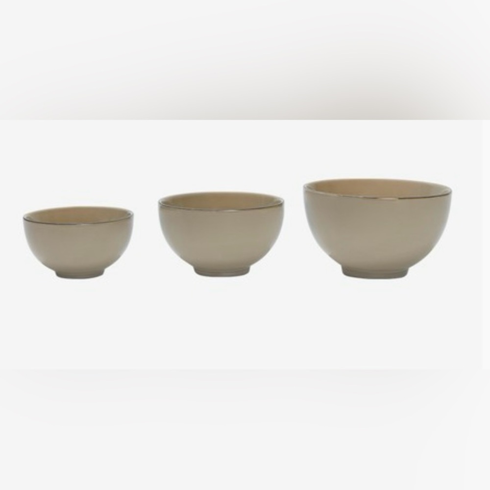 NIB Set of Three Tan Ceramic Bowls